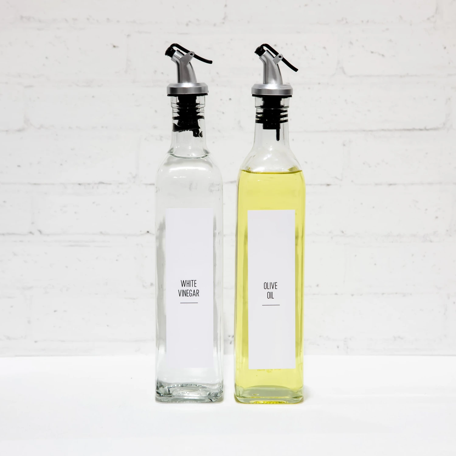 Modern Minimalist Oil, Vinegar & Syrup Labels - 36 Stickers 3 Modern Minimalist Oil, Vinegar & Syrup Labels - 36 Stickers
