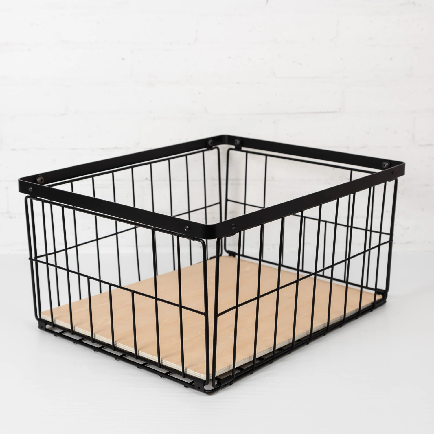 Fabulously Black Wired Metal Basket With Wooden Base 5 Fabulously Black Wired Metal Basket With Wooden Base - Image 3