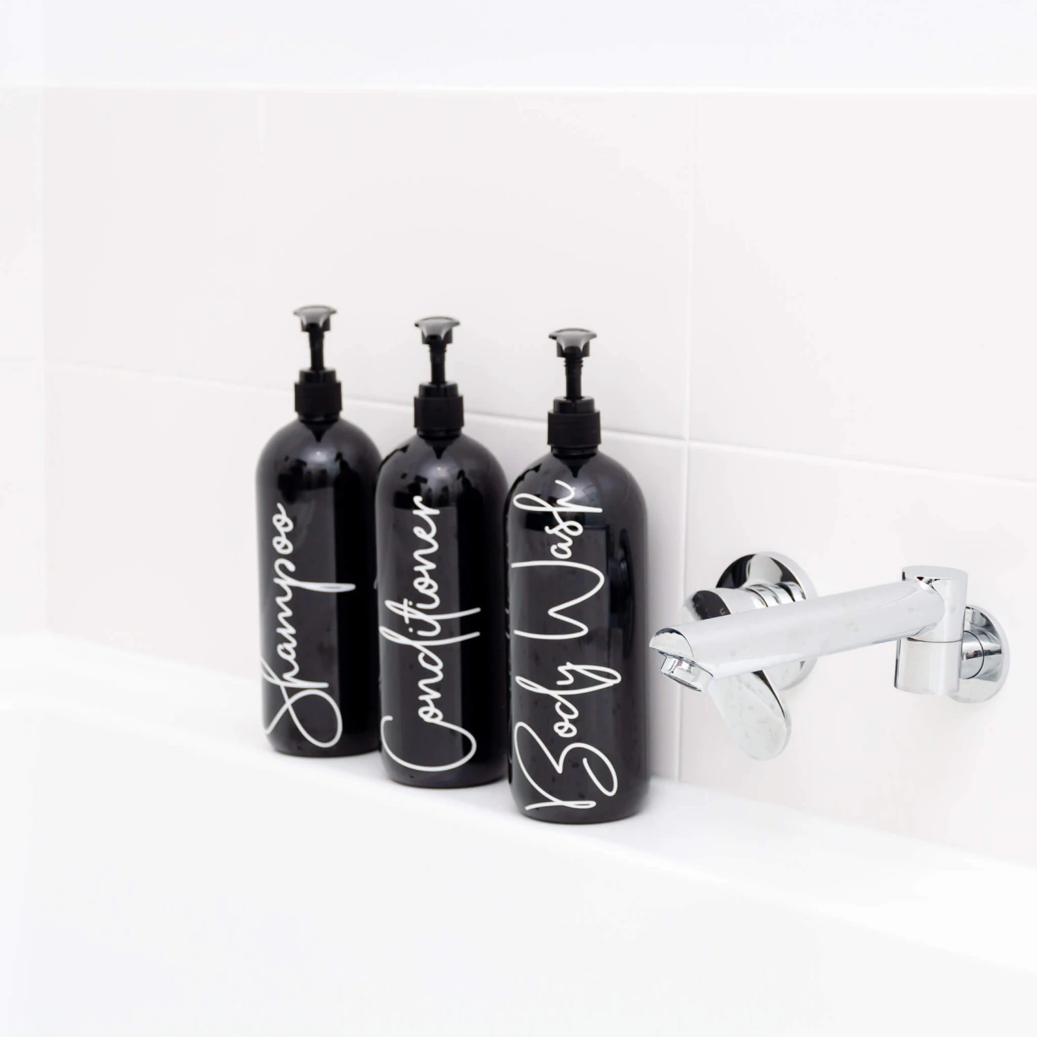 Tulip Bathroom Bottles, Pump & Label - Perfect For Shampoo, Conditioner Etc 7 Tulip Bathroom Bottles, Pump & Label - Perfect For Shampoo, Conditioner Etc - Image 5