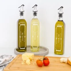 Oil & Vinegar Glass Bottle With Pourer 250ml & 750ml -Pretty Little Designs PrettyLittleDesigns web 2914 530x 2x 474cfc06 cde4 4055 a42f c22e24c8f7a2